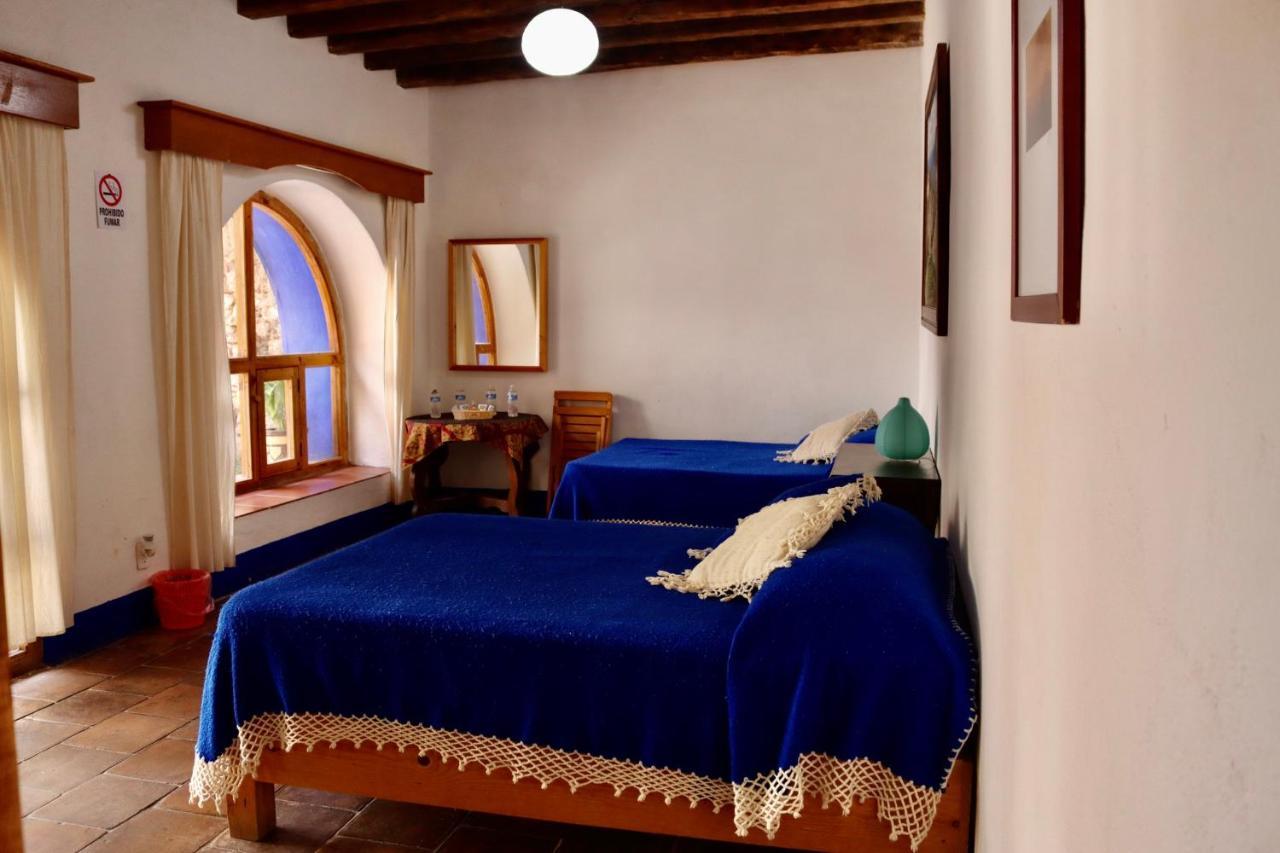 Hospedaje Pizza Azul Catorce Exterior photo